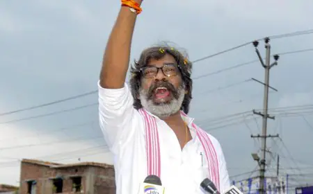 Jharkhand Gift : करम पर्व से पहले महिलाओं को बड़ा तोहफा, खाते में भेजे जाएंगे 2500 रुपये