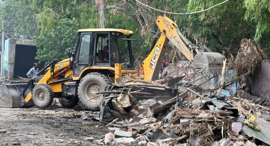 Mango Encroachment Removal : अतिक्रमणकारियों पर होगी सख्त कार्रवाई, जेपीएलई एक्ट के तहत केस दर्ज करने का आदेश