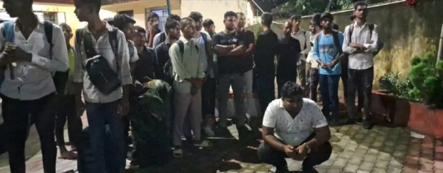 Fake Job Scam in Jamshedpur: जमशेदपुर में फर्जी कंपनियों के खिलाफ पुलिस की बड़ी कार्रवाई, 280 युवक-युवतियां हुए रेस्क्यू