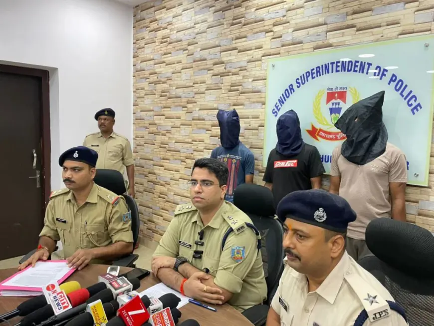 Jamshedpur Theft Case: टेम्पू चोरी गिरोह का भंडाफोड़, तीन आरोपी गिरफ्तार, नंबर प्लेट और इंजन पार्ट्स बरामद