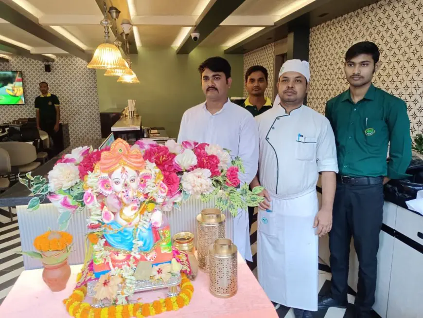Mint Kitchen Restaurant Completes One Year: मिंट किचन रेस्टोरेंट’ ने पूरा किया एक वर्ष का सफर, जमशेदपुर में बनाई अपनी खास पहचान