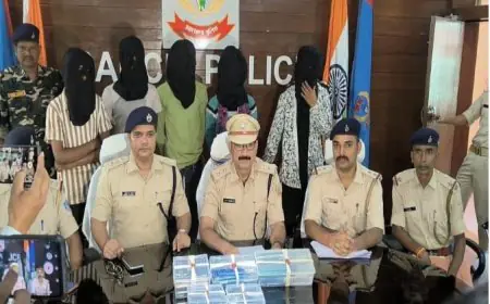 Mobile Snatching Gang Busted: मोबाइल छिनतई गिरोह का भंडाफोड़, 5 गिरफ्तार और 24 मोबाइल बरामद