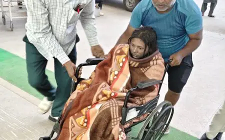 Jamshedpur Tragedy: जमशेदपुर में महिला ने खुद को आग लगाई, अस्पताल में हालत गंभीर!