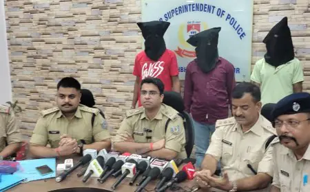 Jamshedpur police crackdown : साकची पुलिस ने चेन छिनतई गिरोह का पर्दाफाश कर तीन आरोपी किए गिरफ्तार