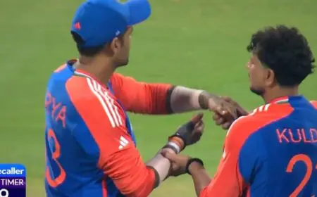 Asia Cup Drama : कुलदीप यादव ने कप्तान सूर्या का हाथ पकड़कर दिलवाया DRS, फिर हुआ कुछ ऐसा…