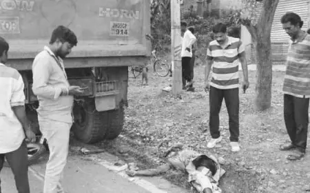Patamda Accident : हाइवा की चपेट में मजदूर की मौत, सड़क जाम से मचा हंगामा