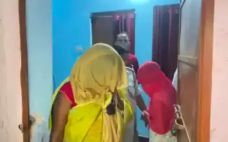 Giridih Raid : गिरिडीह में सेक्स रैकेट का भंडाफोड़, दो महिलाएं और दो युवतियां हिरासत में