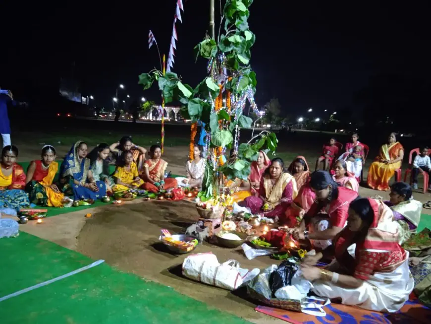 Karam Mahotsav 2025 : झारखंडी भाषा साहित्य संस्कृति विकास मंच ने रांची के लोवाडीह में मनाया करम महोत्सव 2025