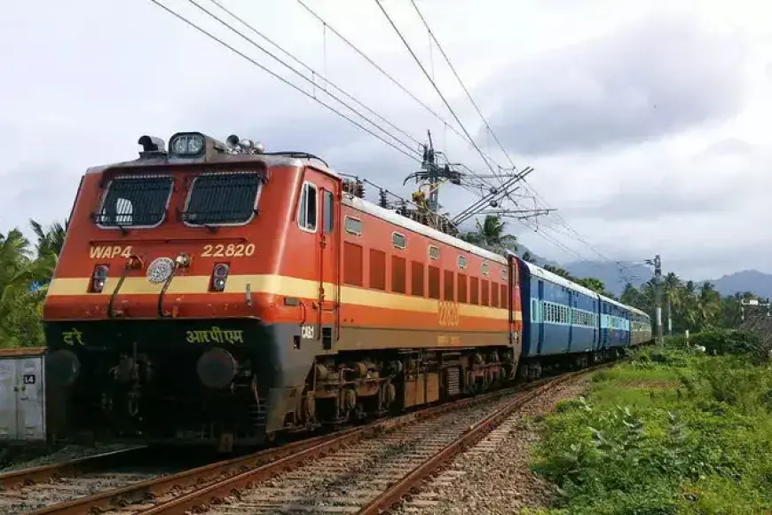 Dhanbad Train Relief : धनबाद-नई दिल्ली पूजा स्पेशल ट्रेन शुरू, हजारीबाग रोड पर मिलेगा स्टॉपेज!