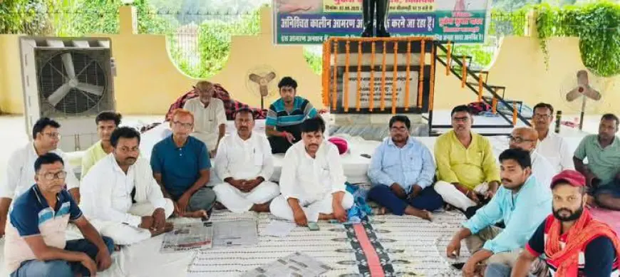 Sitamarhi Hunger Strike Day 2: सीतामढ़ी के अंबेडकर स्थल पर क्यों हो रहा है आमरण अनशन? पटना में क्यों गूंज रही है डुमरा की जनआंदोलन की आवाज? जानें पूरी कहानी!