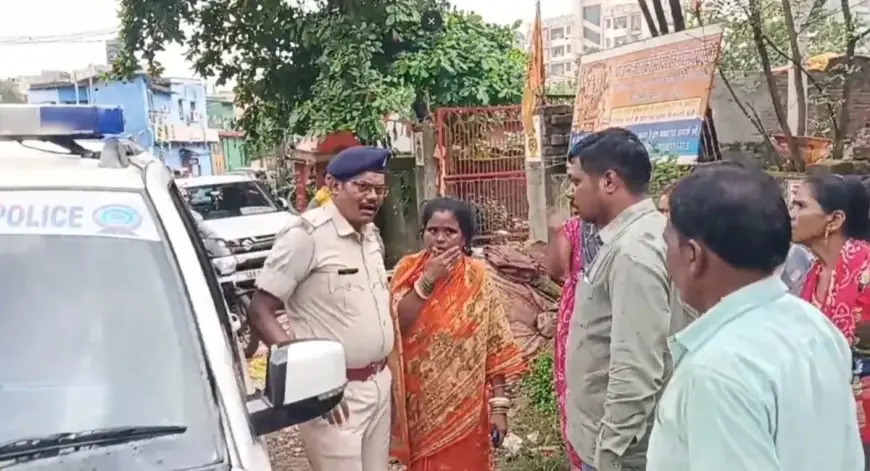 Adityapur Shock: लोन के बहाने युवती को बेचा, फिर उसी से शादी कर घर लौटी!