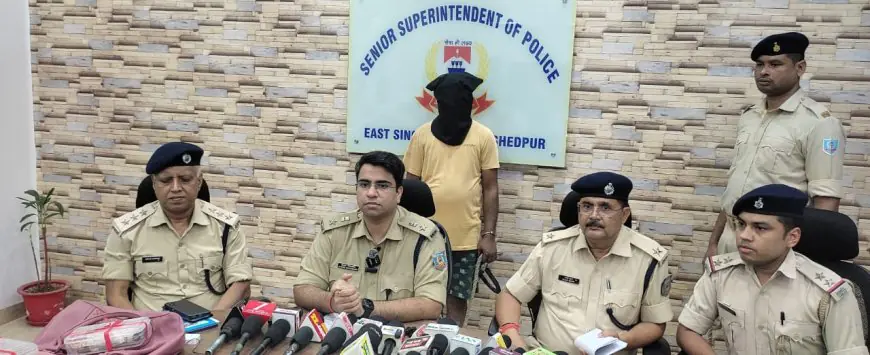 Jamshedpur Crime: जमशेदपुर में स्नैचिंग का पर्दाफाश, आरोपी गिरफ्तार, महिलाओं का सामान बरामद