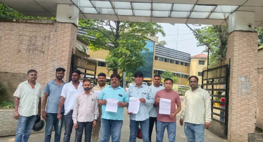 Jharkhand Sound Light Committee News: जिला प्रशासन ने दी साउंड और लाइट संचालकों को चेतावनी, अवैध कनेक्शन और अश्लील गीतों पर सख्त रवैया अपनाने का आग्रह