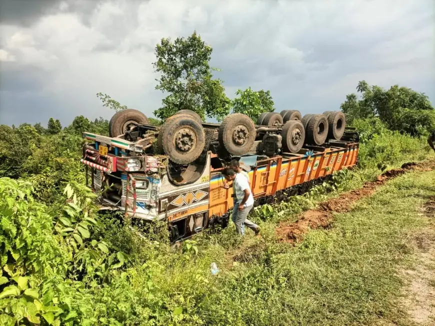 Giridih Horror: ट्रक-पिकअप टक्कर में चार लोगों की दर्दनाक मौत, आधा दर्जन घायल