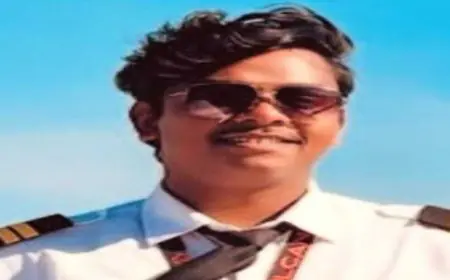 Ranchi Plane Crash :  रांची के होहार युवा पीयूष पुष्प की दक्षिण अफ्रीका में ट्रेनिंग के दौरान विमान क्रैश में दर्दनाक मौत, वल्कन एविएशन इंस्टीट्यूट में तकनीकी खराबी से हादसा, झारखंड में शोक की लहर, पार्थिव शरीर लाने की प्रक्रिया शुरू