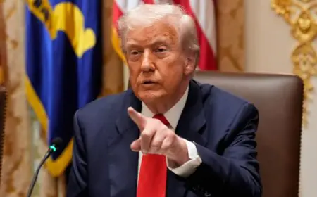 Global Conflict: ट्रेड वॉर तेज! ट्रंप ने चीन को दी बड़ी चेतावनी, बोले- सोयाबीन नहीं खरीदा तो कुकिंग ऑयल समेत अन्य व्यापार भी बंद, चीन का 'दरार डालने वाला एजेंडा' टारगेट, चीन ने अमेरिकी जहाजों पर नया टैरिफ लगाकर दिया जवाब, क्या यह तनाव दुनिया को एक नए आर्थिक संकट की ओर धकेल रहा है?