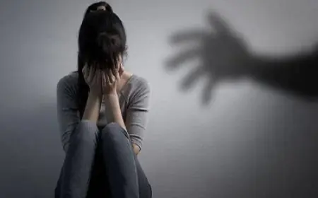 Jamshedpur Fraud: हनीट्रैप का खौफनाक जाल! जमशेदपुर की युवती को डेटिंग ऐप पर फंसाया, रांची के संदीप पाटिल पर यौन शोषण और ब्लैकमेलिंग का गंभीर आरोप