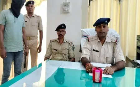 Jamshedpur News : जमशेदपुर से ब्राउन शुगर सप्लाई करने वाला गिरफ्तार! मुसाबनी पुलिस ने नागा पुलिया पर की बड़ी छापेमारी, 1 लाख की नशीली दवा बरामद