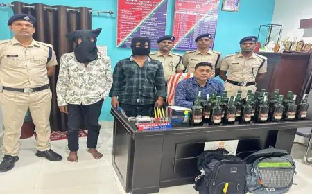Ranchi Raid: रात के अंधेरे में प्लेटफॉर्म पर पकड़े गए शराब तस्कर! झारखंड से बिहार लेकर जा रहे थे हजारों की सिग्नेचर व्हिस्की!