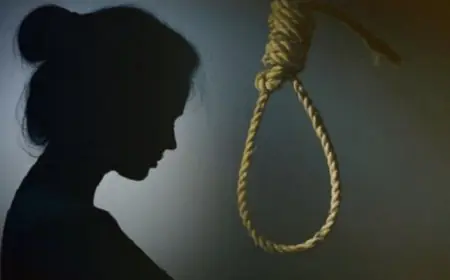 Chaibasa Suspense: शादी के बाद मौत! प्रेम विवाह करने वाली रंजीता फांसी पर क्यों झूली? ससुराल वाले बता रहे आत्महत्या, क्या मायके का आरोप सच है?