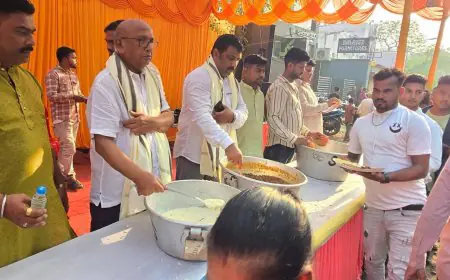 Jamshedpur Shock: छठ हादसे में तीन मौतें! बेटे को बचाने गए पिता भी डूबे, सरयू राय तुरंत पहुंचे कांदरबेड़ा घाट, क्या रही सुरक्षा में कमी
