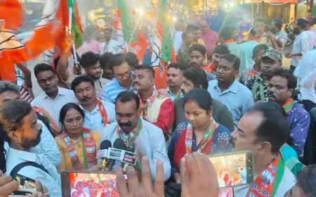 Chaibasa Crisis: चाईबासा में रात के अंधेरे में पुलिस का खौफनाक लाठीचार्ज! ढोल-नगाड़ों पर नाचते आदिवासी क्यों बन गए अचानक शिकार?