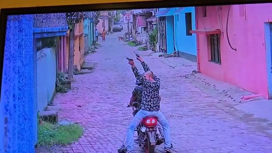 Mango Gunfire: तड़ीपार गुड्डू पांडेय के घर ताबड़तोड़ फायरिंग! अमरनाथ सिंह हत्याकांड के आरोपी टेका चौधरी ने लिया पुराना बदला