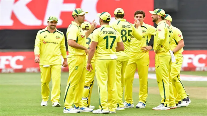 IND vs AUS : भारत के खिलाफ ऑस्ट्रेलिया की 'आधी' टीम का ऐलान! स्टार खिलाड़ी बाहर, 2 साल बाद मैथ्यू रेंसॉ की वापसी क्यों? कैरी पहला वनडे क्यों मिस करेंगे?
