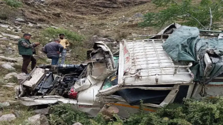 Nandurbar Crash: अस्तंबा देवी यात्रा से लौट रहे श्रद्धालुओं से भरी पिकअप पलटी, गहरी खाई में जा गिरी गाड़ी, 8 की दर्दनाक मौत, 8 घायल