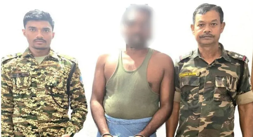 Baharagora Raid: 20 किलो डोडा के साथ फूचू महतो गिरफ्तार! बहरागोड़ा पुलिस को ड्रग्स तस्करी के खिलाफ मिली बड़ी सफलता, लंबे समय से फरार चल रहा आरोपी कैसे चढ़ा पुलिस के हत्थे?