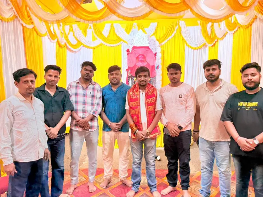 Jamshedpur Kali Puja 2025: भुइयांडीह रोड नंबर 03 में भव्य पंडाल का उद्घाटन, युवा नेता यश दुर्गे बोले - मां काली का आशीर्वाद बनाए रखेगा सुख-शांति