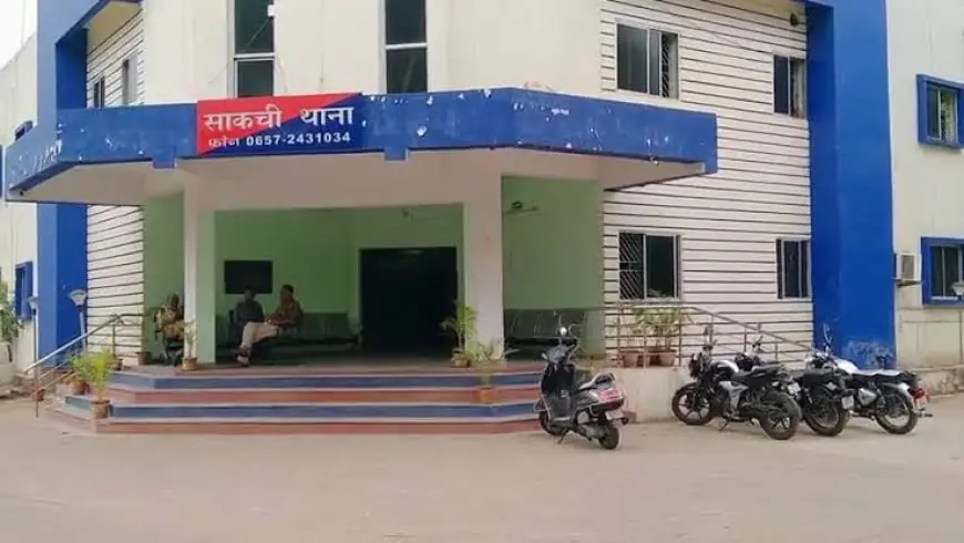 Sakchi Shock: बाजार से मोबाइल चोरी, पुलिस ने 4 घंटे में पकड़ा चोर! पुरुलिया के शातिर से 4 और फोन बरामद
