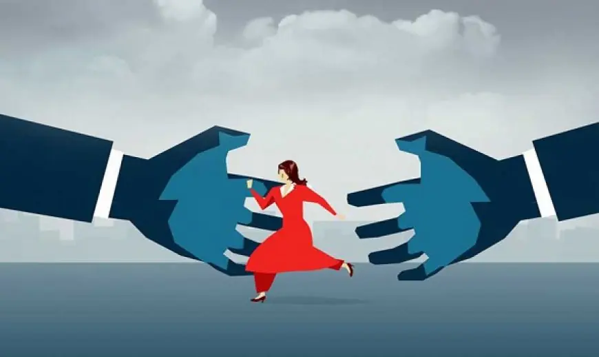 Jamshedpur Sarjama Harassment : घर में घुसकर महिला से छेड़खानी, विरोध पर मारने की धमकी – आरोपी विकास मछुआ पकड़ा, क्या आपके मोहल्ले में भी 'रात का टेरर'?