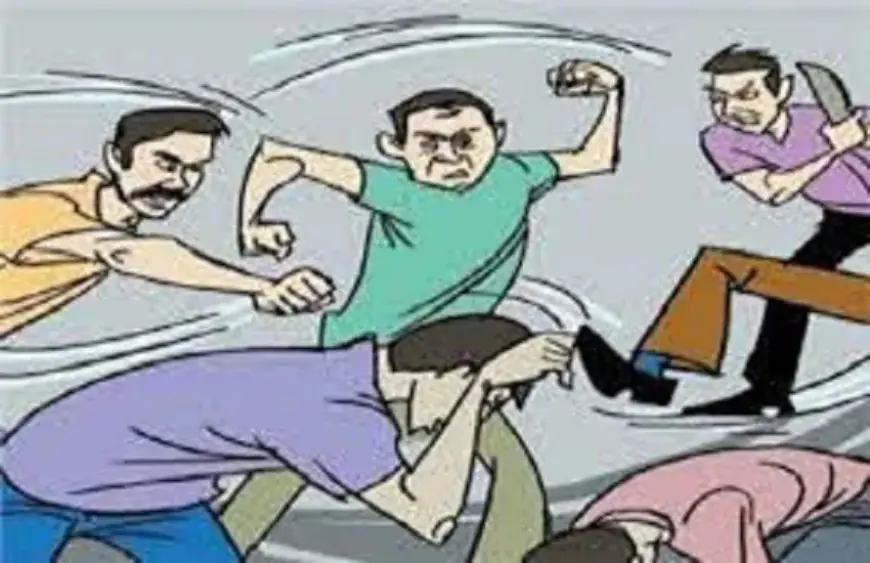 Giridih Clash : गिरिडीह में कार्तिक उद्यापन जुलूस में बड़ी हिंसक झड़प, सिर्फ दो लोगों की कहासुनी ने 20 को क्यों घायल किया