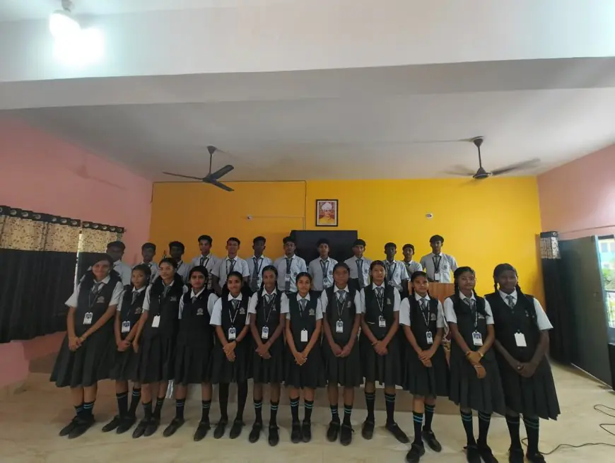 Dorkasai Celebrate: डोरकासाई के जेवियर पब्लिक स्कूल में जनजातीय गौरव दिवस पर क्विज में छात्रों ने क्यों दिखाया इतना उत्साह