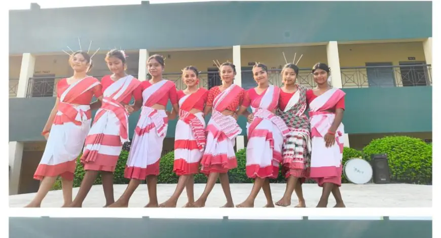 Xavier Show: जेवियर पब्लिक स्कूल के छात्रों ने बिरसा मुंडा की कहानी से झारखंड की धरोहर सिद्ध की, नुक्कड़ नाटक और संथाली नृत्य ने हैरान किया