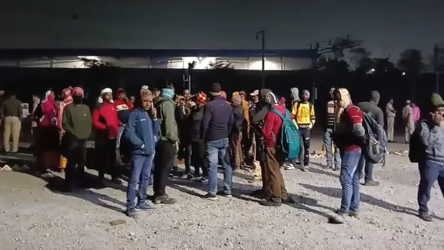 Tatanagar Railway Station  Shock: सालगाझड़ी रेलवे स्टेशन पर यात्रियों के साथ मजाक हुआ, टाटा-खड़गपुर ट्रेन के दौरान बड़ा हादसा टल गया