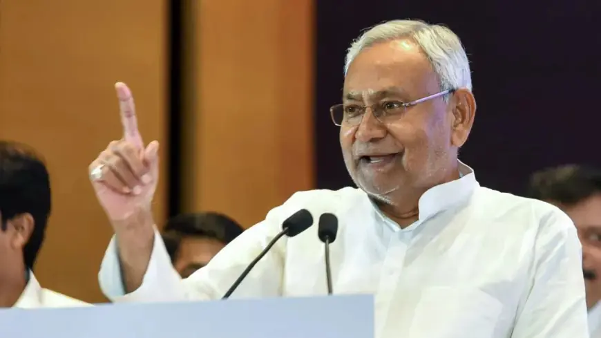 Nitish Kumar Resignation: पटना में नीतीश कुमार ने इस्तीफा दिया, 20 नवंबर के शपथ ग्रहण का यह बड़ा ऐलान हुआ