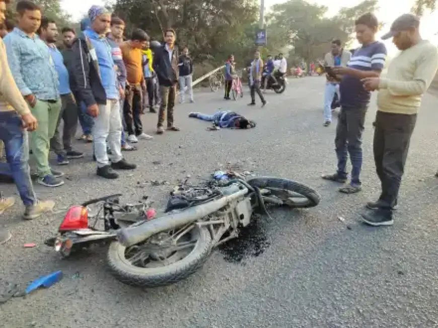 Potka Road Accident : पोटका में हाइवा का कहर, ससुराल जा रहे युवक की मौत, चांपीडीह में सड़क जाम, पुलिस ने शुरू की बातचीत