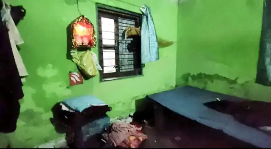 Saraikela Suicide: सरायकेला के रोहन इंटरप्राइजेज में मजदूर दंपती ने फांसी लगाकर की आत्महत्या, संतान न होने और आर्थिक तंगी बनी वजह