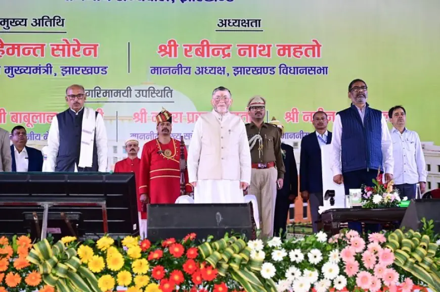 Ranchi Assembly: झारखंड विधानसभा की रजत जयंती, 25 साल का सफर और वाजपेयी-शिबू सोरेन को याद, उत्कृष्ट विधायक राज सिन्हा सम्मानित