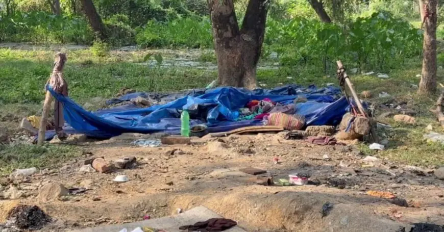 Chakradharpur Cold Death: प्लास्टिक के नीचे सोए गरीब दंपत्ति की ठंड से मौत, पत्नी के बाद पति ने भी तोड़ा दम, क्यों नहीं जले अलाव?