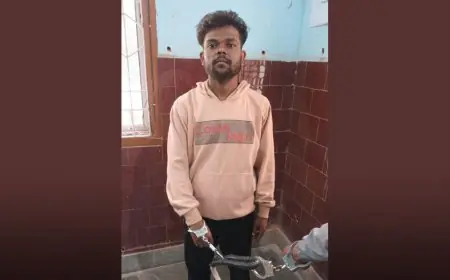 Jamshedpur Attack: स्कूटी को टक्कर मारी, तलवार से जानलेवा हमला, 1 गिरफ्तार, 1 फरार