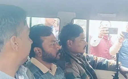 Chaibasa Raid: कार्यपालक अभियंता 70 हजार रिश्वत लेते रंगे हाथ गिरफ्तार, विभागों में मचा हड़कंप