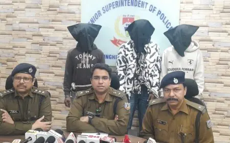 Jamshedpur Arrest: संजय नगर नाला के पास से तीन खूंखार अपराधी गिरफ्तार, देसी पिस्तौल और जीवित गोली जब्त
