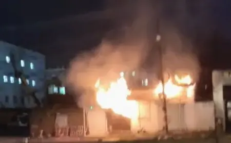 Ulidih Fire: लाखों की राख, एनएच-33 पर धधक उठा आरओ प्लांट, खाना बनाते वक्त हुई बड़ी अनहोनी