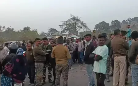 Ranchi Tragedy: कोयला ट्रेलर, स्कूटी को रौंदकर पलटा मौत का सौदागर, चाचा-भतीजे की दर्दनाक मौत से दहला बंता गांव