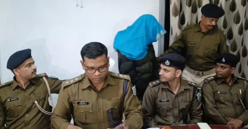 Chaibasa Cyber Fraud: जीवन प्रमाण पत्र अपडेट के नाम पर 16 लाख की ठगी, देवघर से बदमाश गिरफ्तार