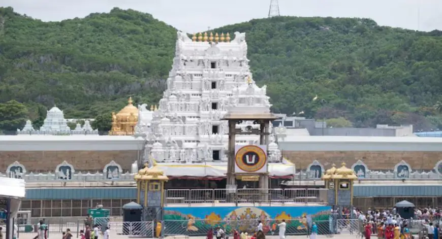 Tirupati Fraud: बालाजी मंदिर में 54 करोड़ का 'नकली रेशम' घोटाला, 10 साल से चल रहा था धोखाधड़ी