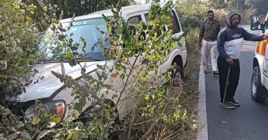 Singhbhum Tragedy: खूनी सड़कें, अस्थि विसर्जन करने जा रहे युवक को स्कॉर्पियो ने रौंदा, 24 घंटे में तीन मौतें, चाईबासा में टूटा दुखों का पहाड़